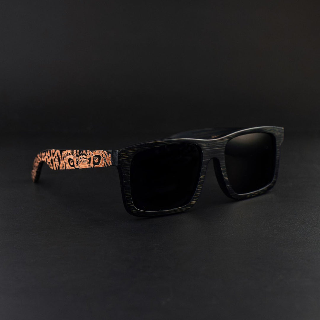 Lentes de sol Kaybo Jaguar, bambú con grabado láser de motivo felino precolombino